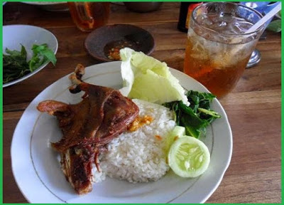  Tak lengkap rasanya bila mampir ke Semarang tidak merasakan masakan atau minuman khas dar 10 Tempat Wisata Kuliner di Semarang yang Wajib Dicoba