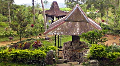  Tulungangung merupakan sebuah kabupaten di Jawa Timur dan terletak  10 Tempat Wisata di Tulungagung Jawa Timur yang Harus Dikunjungi