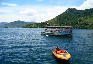  Tempat Wisata di Sumatera Utara yang Indah dan Menarik 10 Tempat Wisata di Sumatera Utara yang Indah dan Menarik